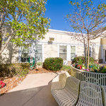 Courtyard : Laurel Park Virtual Tour